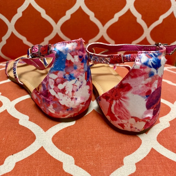 Gianni Bini size 9.5M sandals - Picture 3 of 5